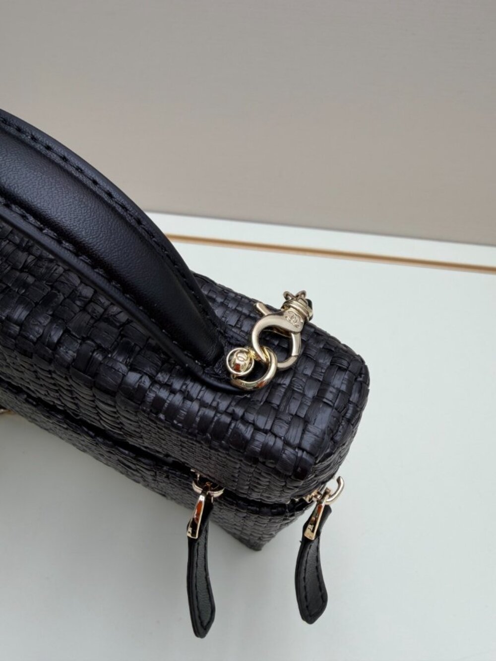 Chanel Classic Long Vanity With Chain Braided Raffia & Gold - Picture 6 of 7